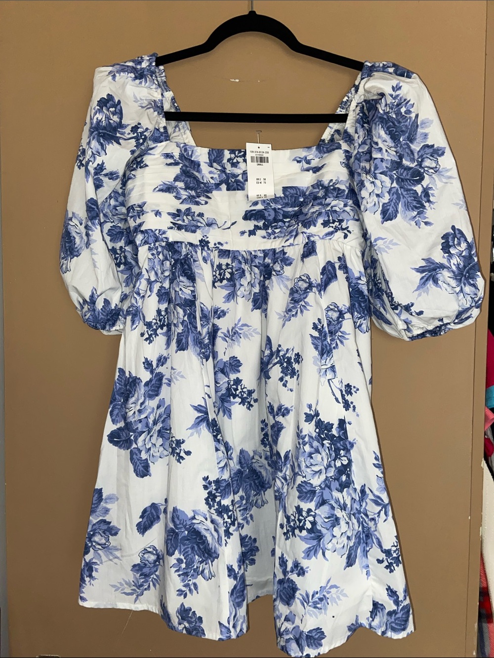 Abercrombie & Fitch White Dress with Blue Floral Print